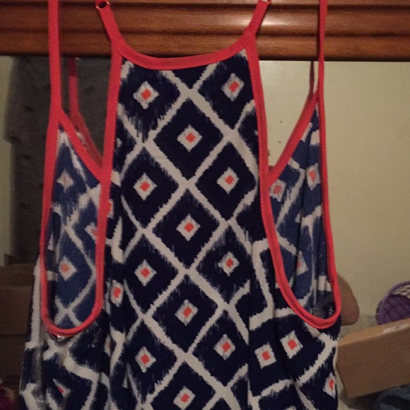 To small - Picture 3 of 3